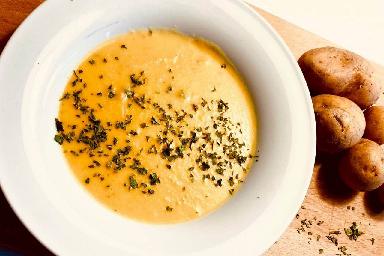 Serviervorschlag Kartoffelsuppe