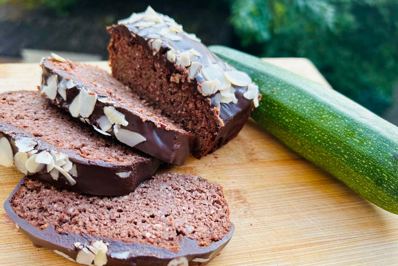 Serviervorschlag Zucchinikuchen