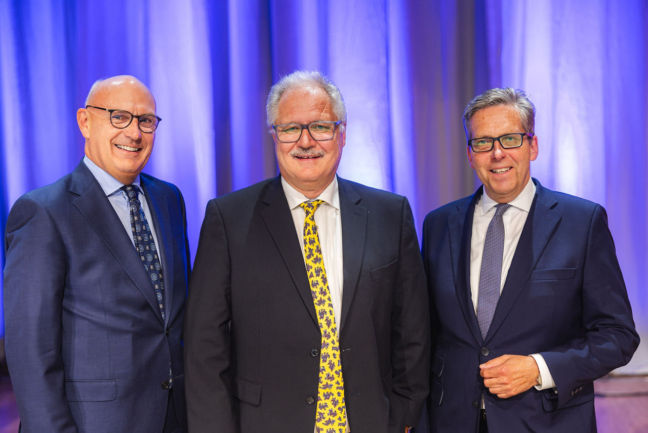 Uwe Abel (Vorstandssprecher), Bernd Hammer (Aufsichtsratsvorsitzender) und Matthias Martiné (Vorstandssprecher)